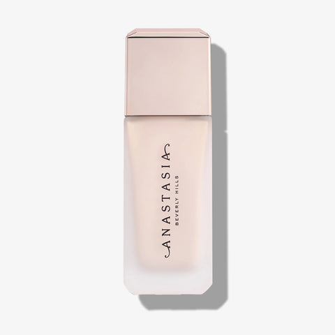 Impeccable Blurring Second-Skin Matte Foundation
